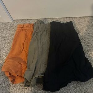 3 Pack of Women’s Linen Shorts